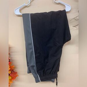 This listing is for two pair of Nordic track men’s joggers.  Inv 177